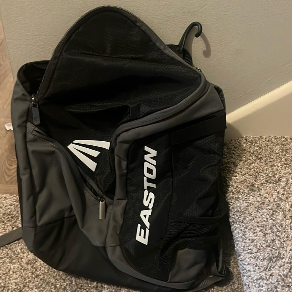 Easton Baseball or softball Backpack - black, one size